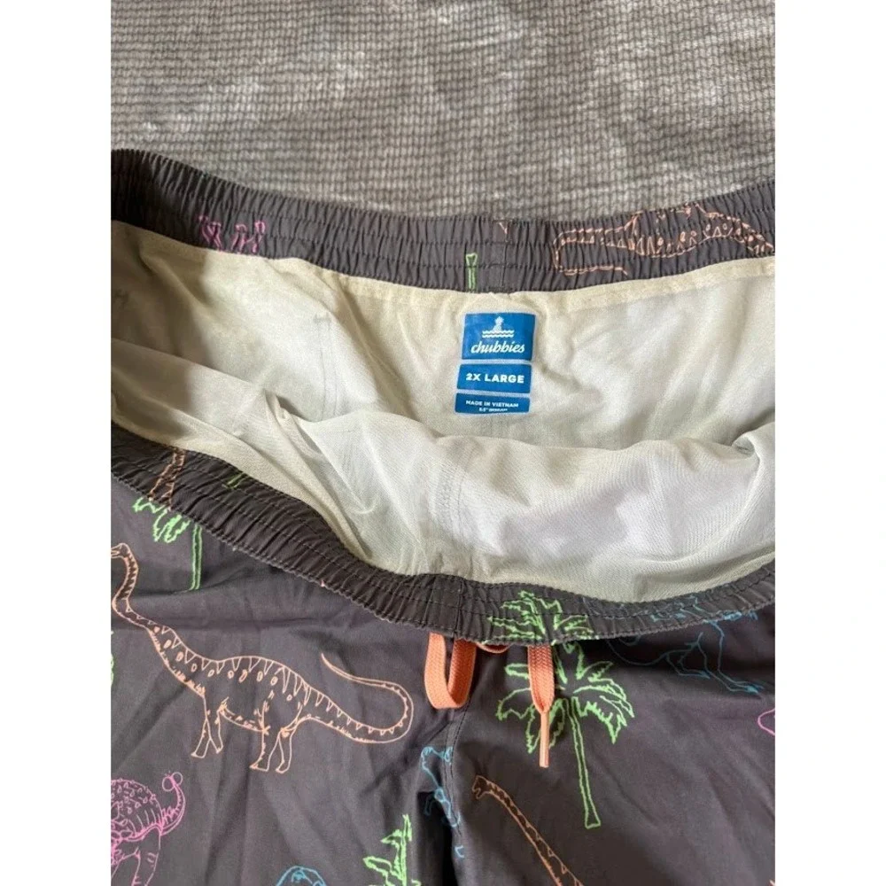 Chubbies Mens 2XL Swim Trunks Gray Neon Dinosaur Palm Tree 42X6 Shorts